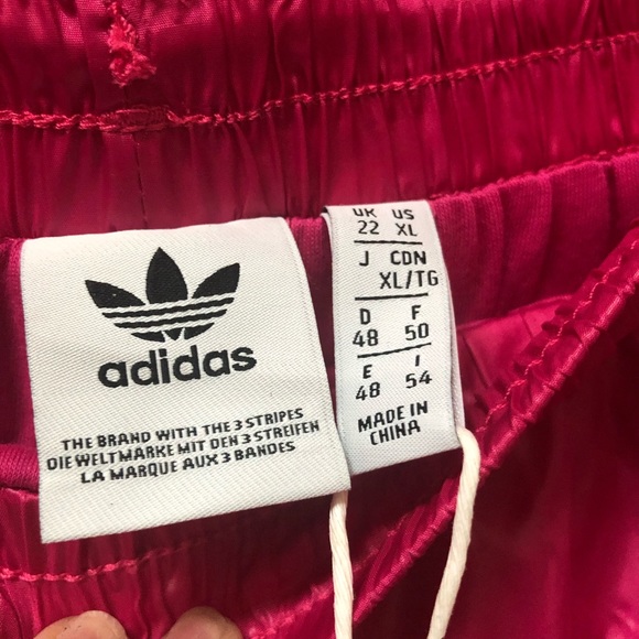 ‼️SOLD‼️Pink Adidas Shiny Cargo Track Pants - Picture 5 of 6